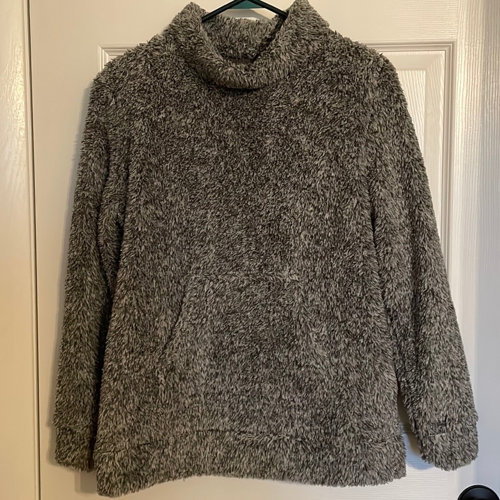 NWOT Koolaburra by UGG XS fleece mock neck w/front pocket
